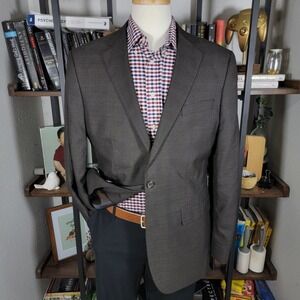 Banana Republic Men's Sport Coat Two Button Brown Plaid Poly Blend 44L‎ Classic